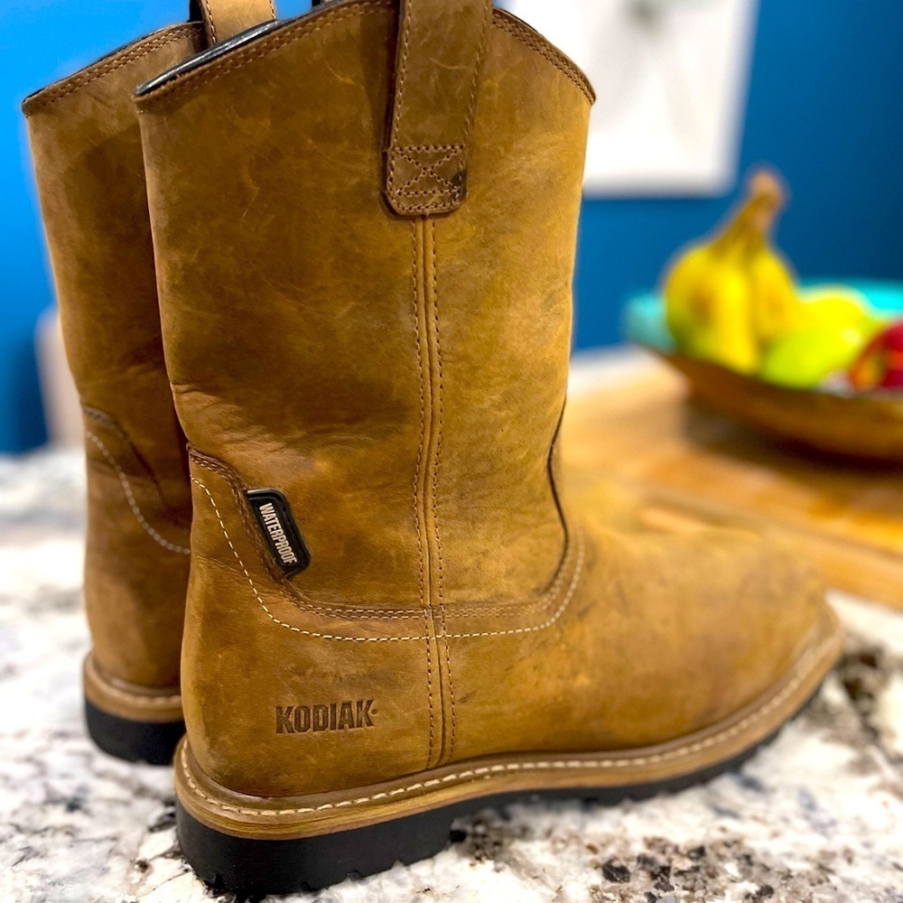 Kodiak Brown Western Cowboy Boots - Picture 5 of 15